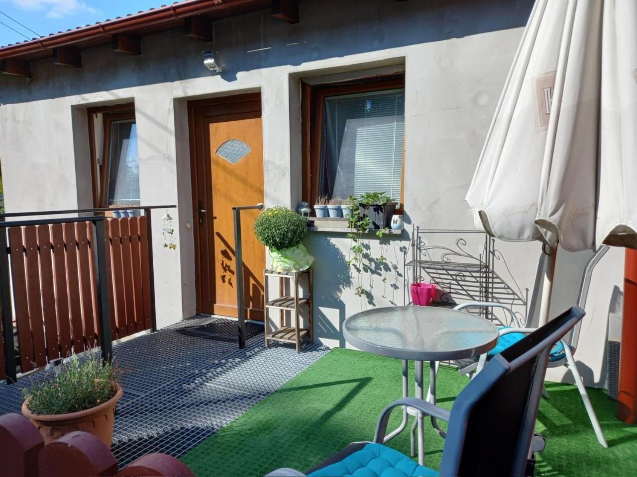 Apartamento App Tony Beroun Exterior foto